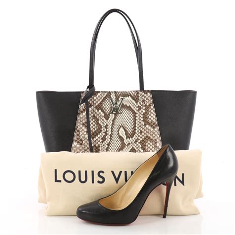 louis vuitton lockme|Louis Vuitton lockme cabas python.